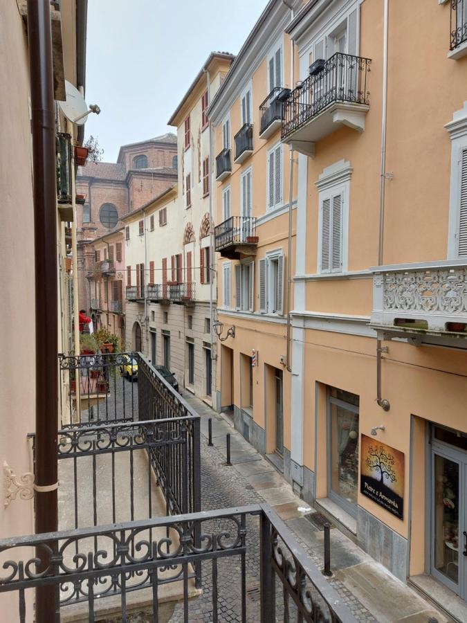 Ags Apartment Asti Bagian luar foto