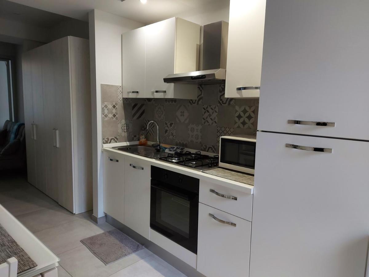 Ags Apartment Asti Bagian luar foto